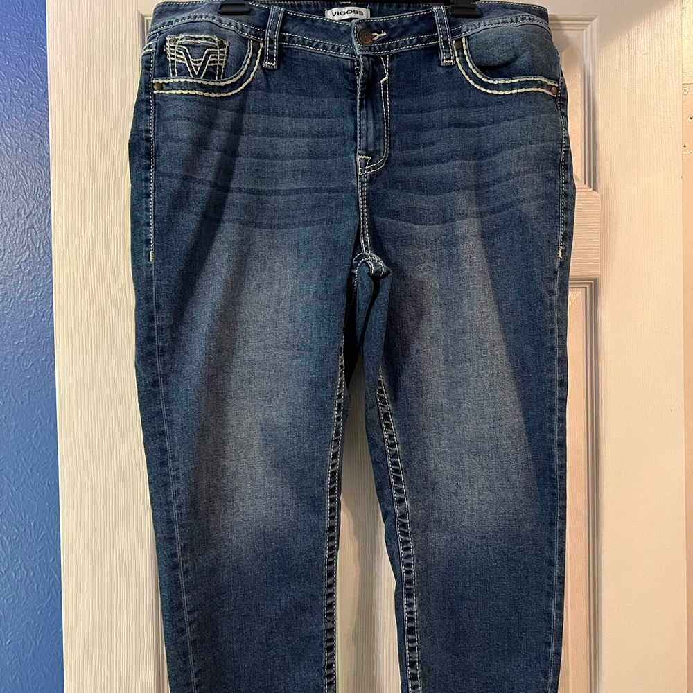 Vigoss Women's Capri Jeans